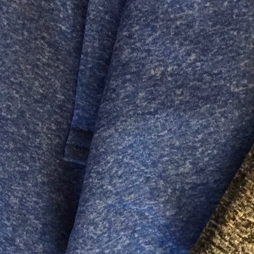 Bundle of 3 Fleece lined undershirts, size Large - Picture 5 of 6